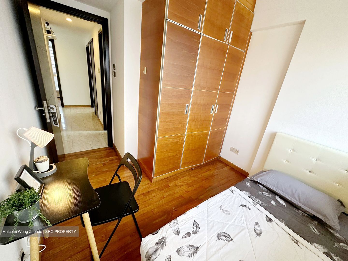 Le Crescendo (D14), Condominium #585705031